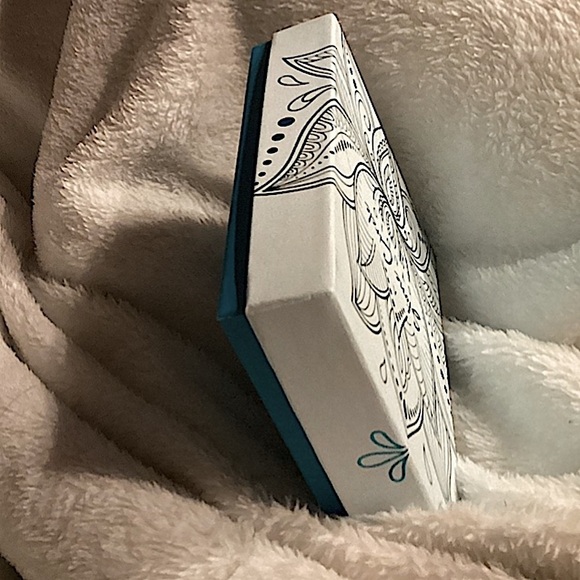 Stone Circle - Seven Chakra Lava Beaded Bracelet - Picture 5 of 6